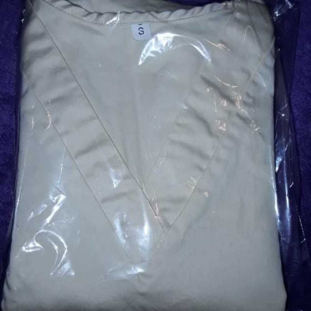 Cream Color Scrub Top Small - Picture 2 of 5